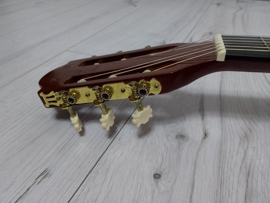 Chitară 3/4 clasica