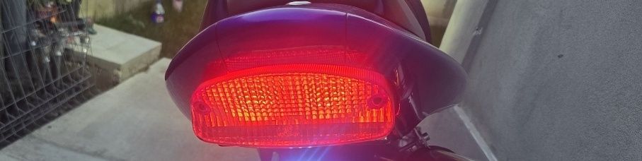 Bec led premium pozitie frana