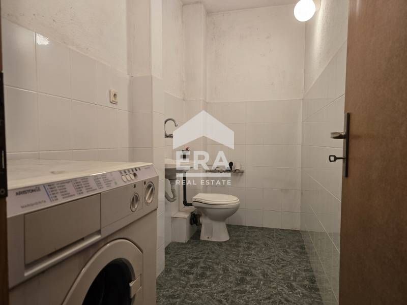 Продава се Тристаен апартамент в Благоевград, Широк център - 107 кв.м за 794 €/кв.м - Снимка #10