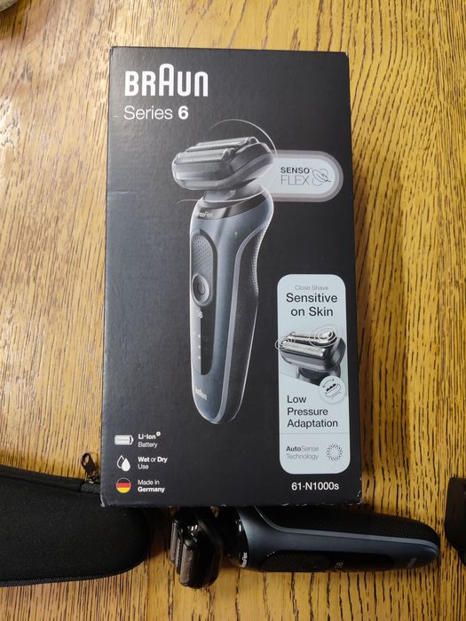 Электробритва Braun