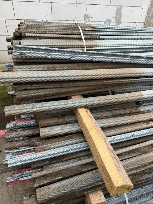 Șpalieri de beton și Șpalieri metalici