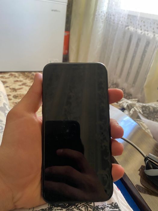 Айфон 11 про каробки нету