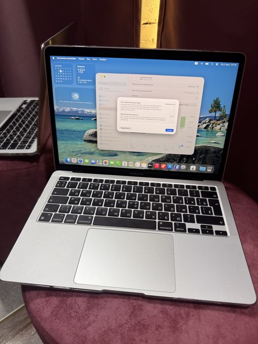Продам Apple Macbook M1