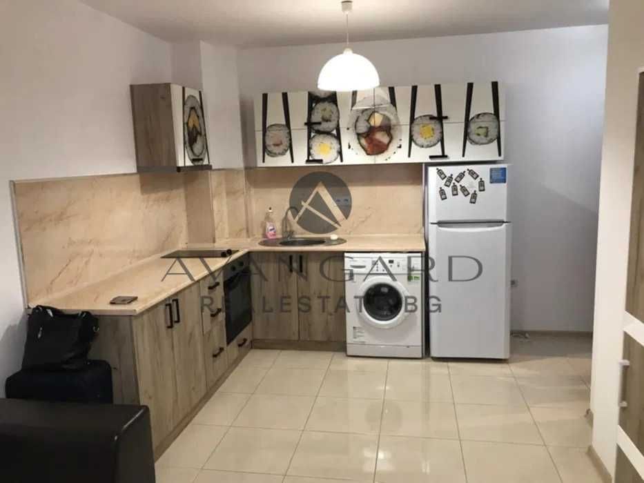 Продава се Тристаен апартамент в Пловдив, Кючук Париж - 72 кв.м за 867 €/кв.м - Снимка #2