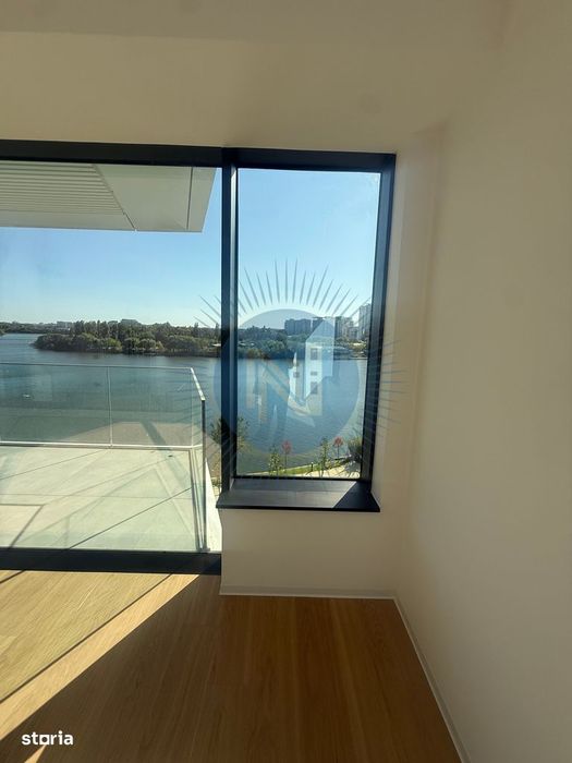 Apartament cu 4 camere vedere spre lac