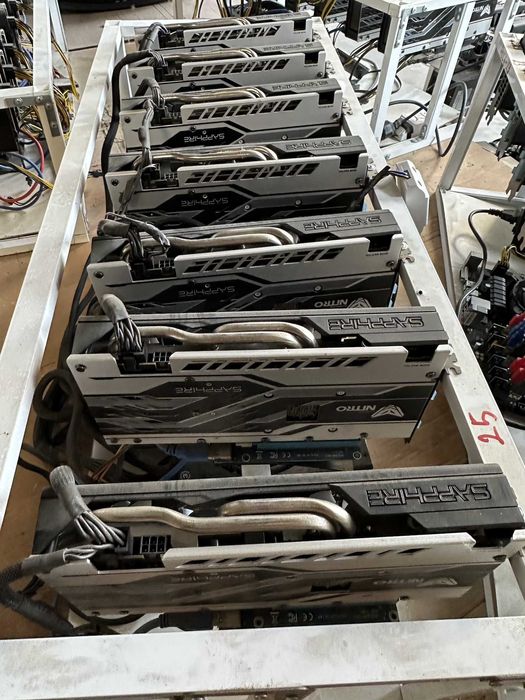Mining RIG с 8 Карти GPU Sapphire RX570/580 4GB/8GB Карти