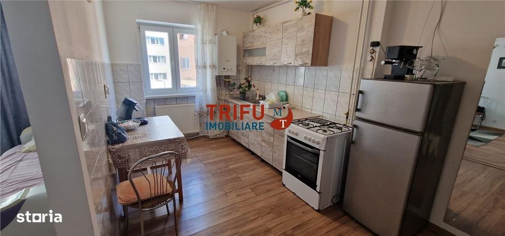 Apartament 2 camere de vanzare zona Cetate