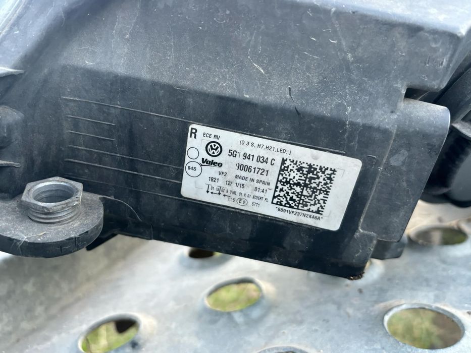 Фарове за VW Golf 7 GTE