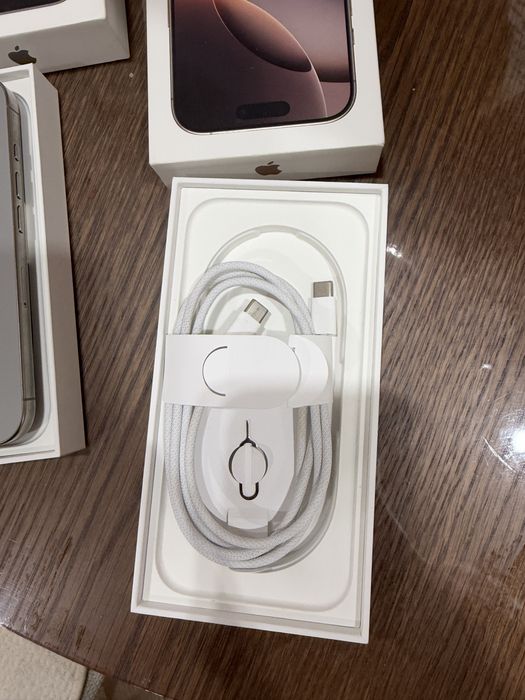 iPhone 16 pro 256 GB