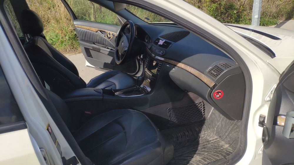 НА ЧАСТИ Mercedes w211 e200 cdi