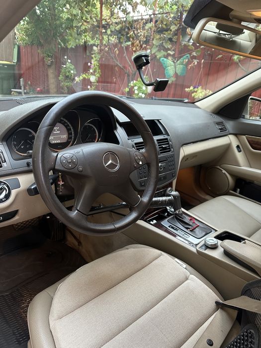 MERCEDES-BENZ C-Class 2009 — imagine 4