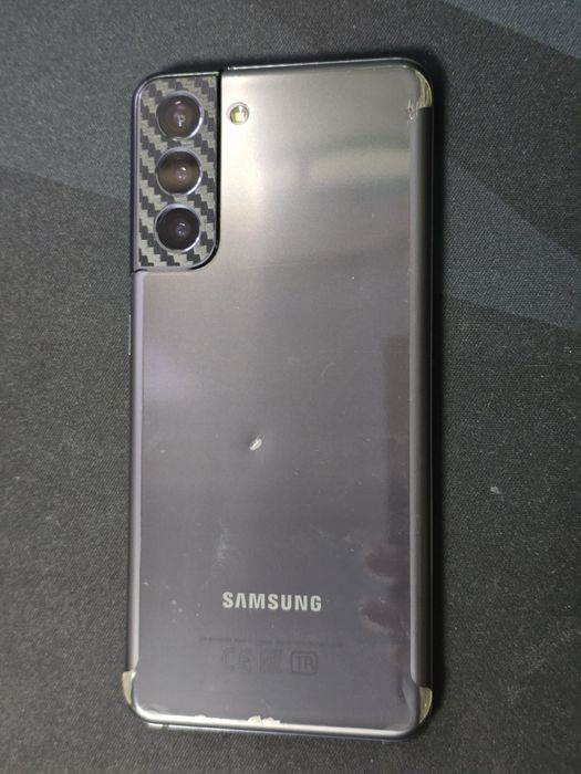 Samsung S21, в хорошем состоянии