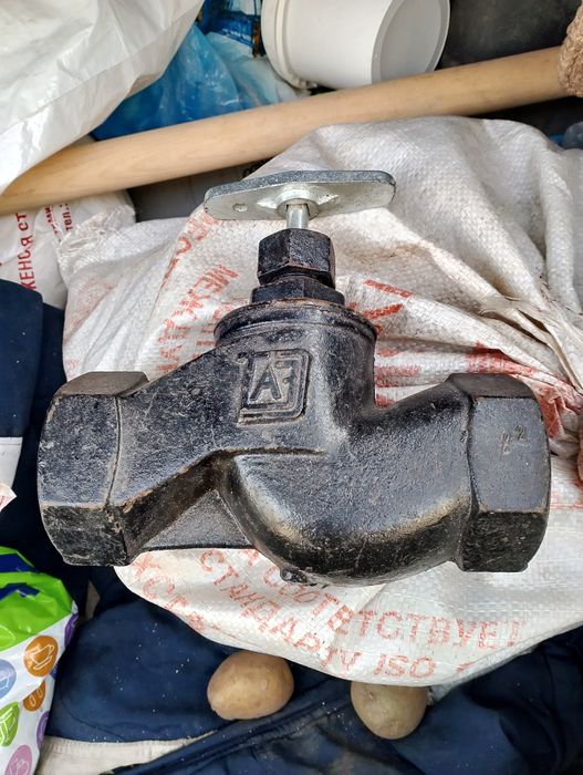 Кран вентиль водопроводный