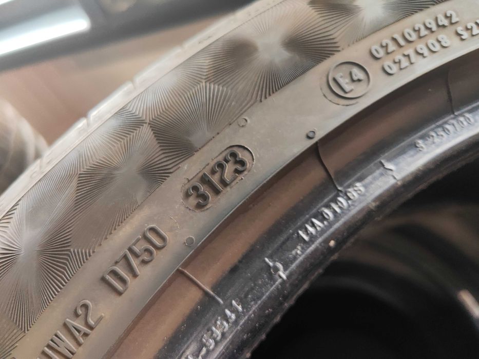 2бр. летни гуми 245/45/19 Continental