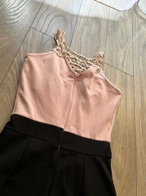 Salopetă elegantă roz negru, mărimea S – dantelă, foarte bună