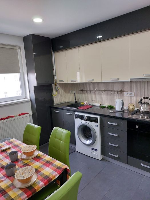 Vand apartament 2 camere cu vedere spre parc - Gata de mutat!