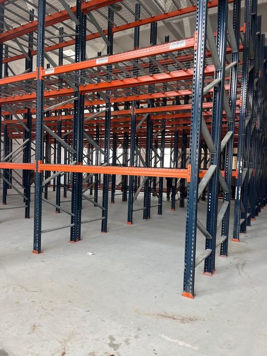 Rafturi metalice industriale premium