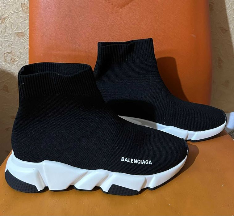 Кроссовки из коллекции Balenciaga.
