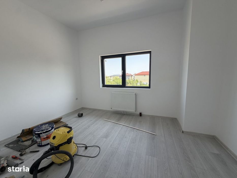 Vila tip duplex 5 camere/ dormitor la parter/ dormitor MATRIMONIAL