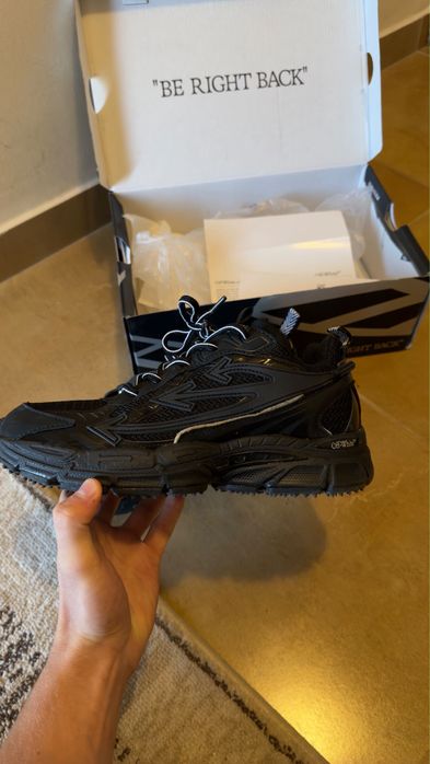 Off White Be Right Back