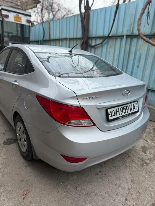 Хундай акцент 2015 года