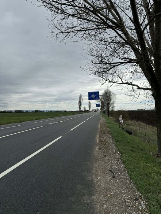 Vand teren Bogdan Voda E85 langa soseaua de centura