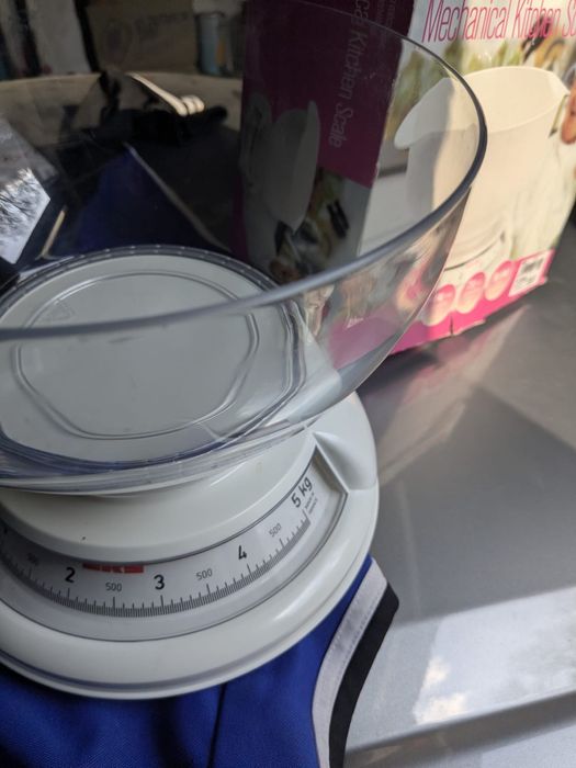 Cantar de bucatarie EKS