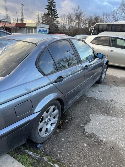 BMW 320д Е46 (ПРОДАВА СЕ ЦЯЛА за части)
