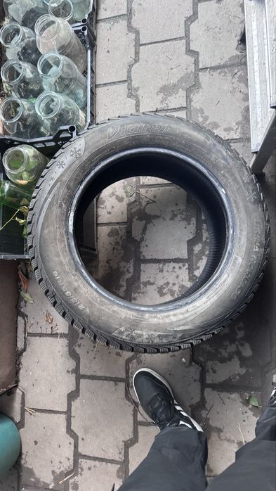 Зимняя резина 215/55/16