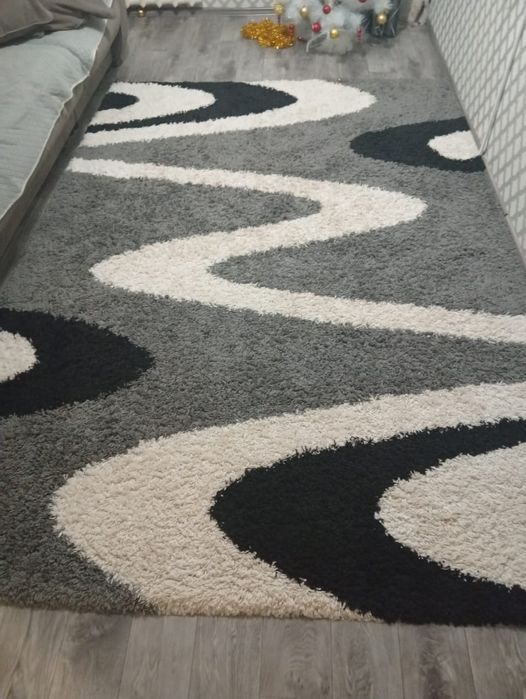 Продам ковёр травка