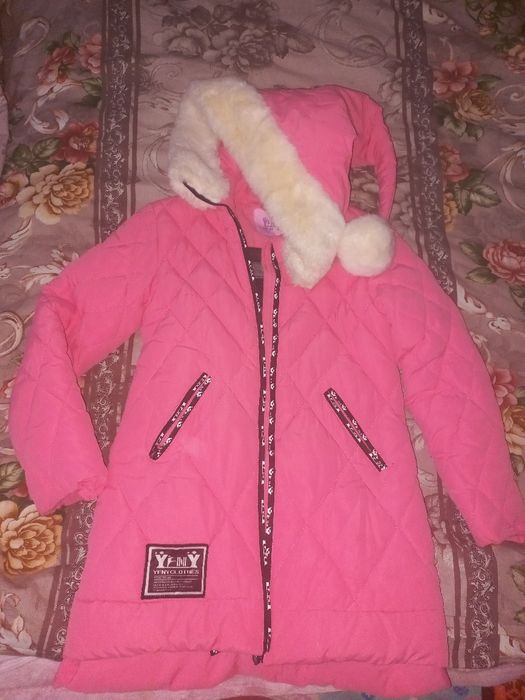 Куртка зимняя на подростка девочку