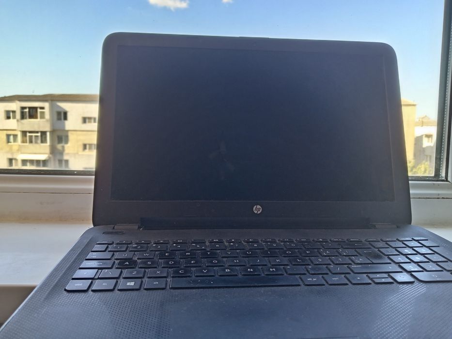 Laptop HP pentru piese