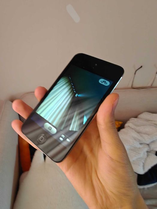 Айфон 4 - айпод тач 4