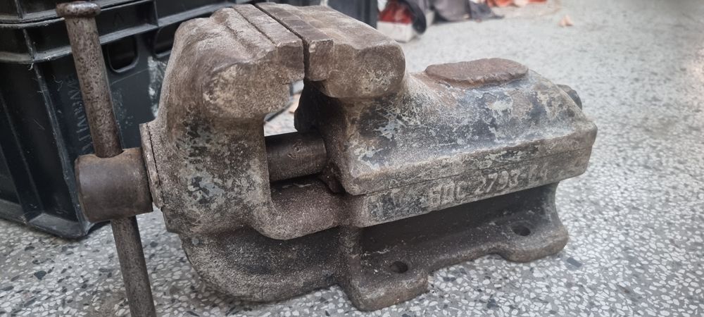 Българско шлосерско менгеме