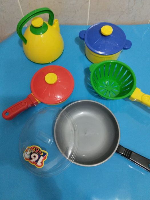 Набор детской посудки  (новый)