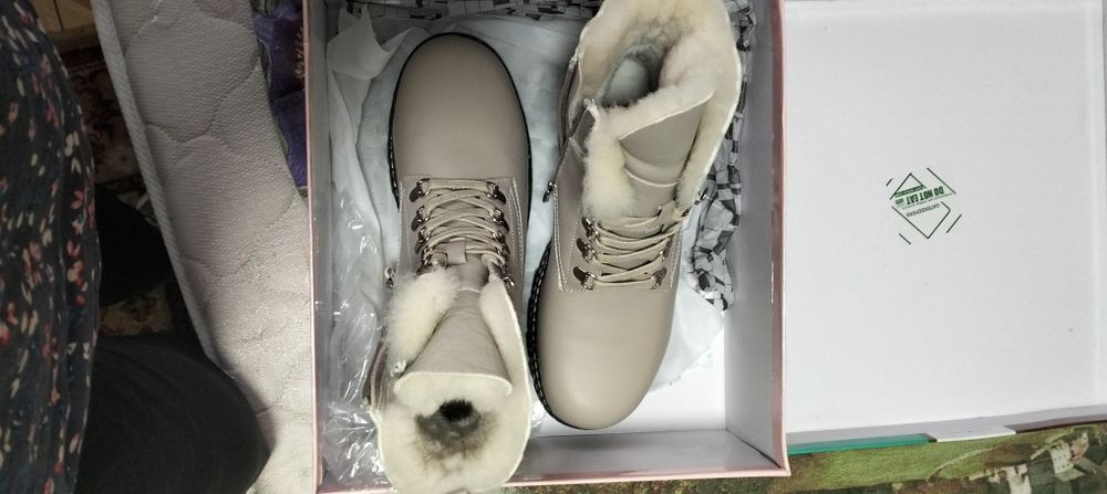 Продам обувь женскую