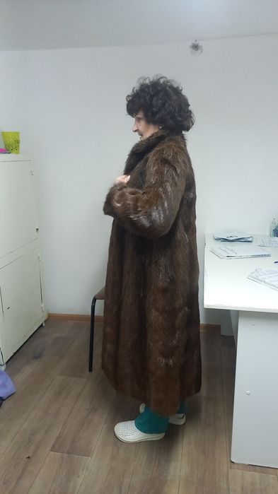 Шубы каракуль,натуральные ,германские