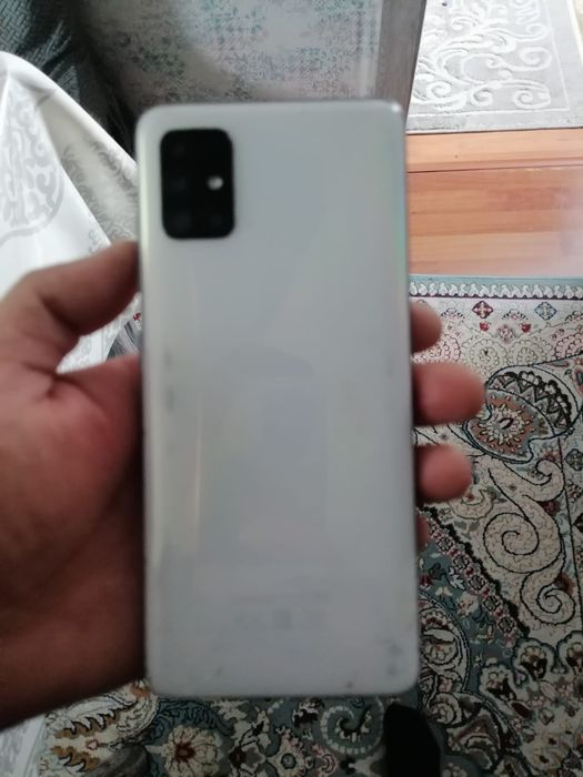 Самсунг а51 в хорошем сост