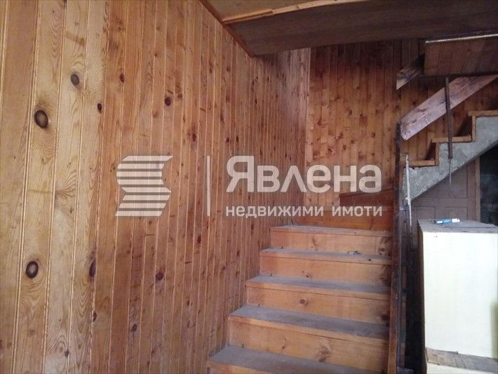 Продава се Къща в с. Пороминово, Област Кюстендил - 220 кв.м за 364 €/кв.м - Снимка #2