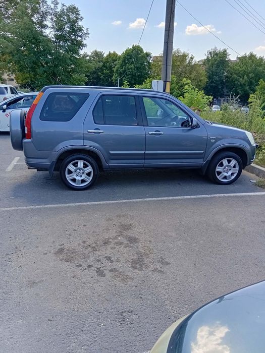 Джип Honda Cr-v 2004