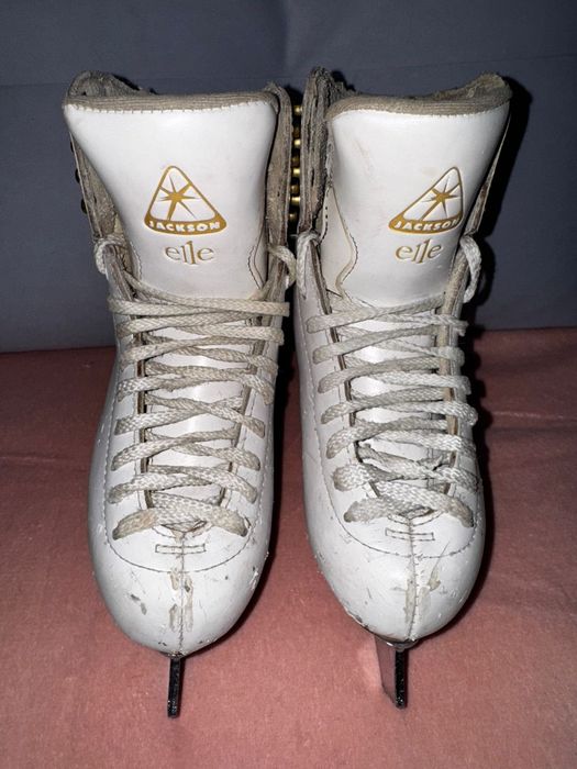 Продам коньки Jackson
