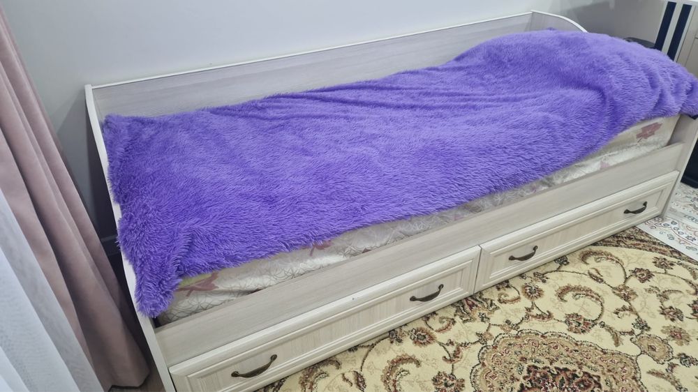 Продается односпальная кровать