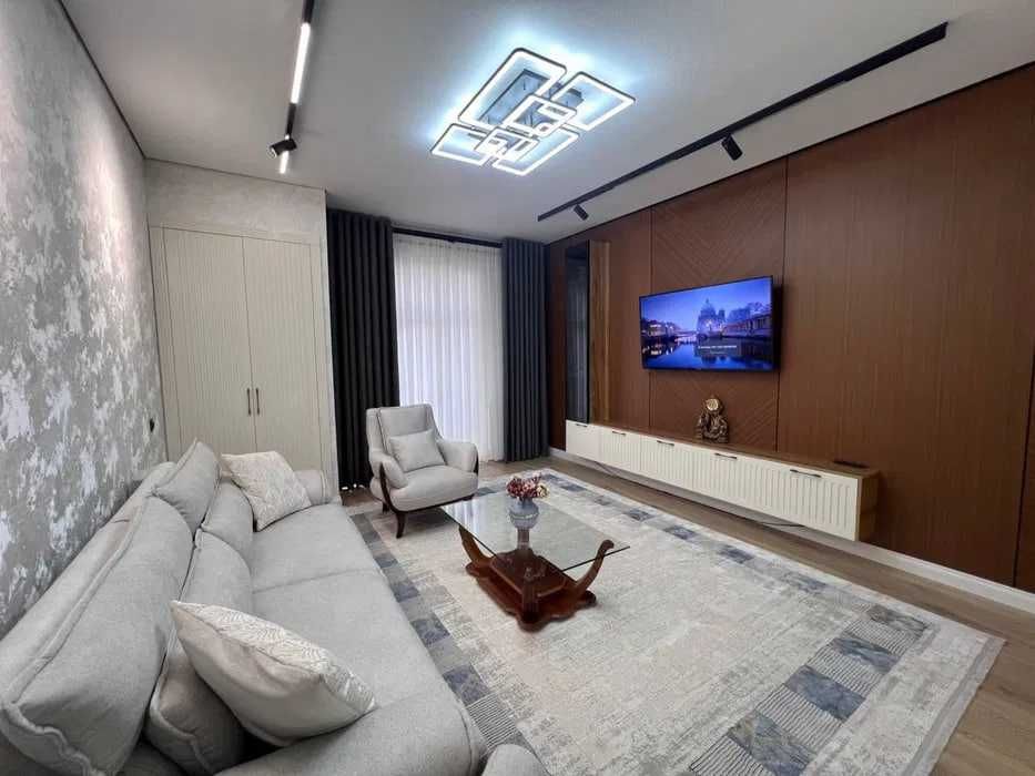 ЦЕНТР Продается Шикарная кв  Дружбы Народов рядом Ташкент сити !!