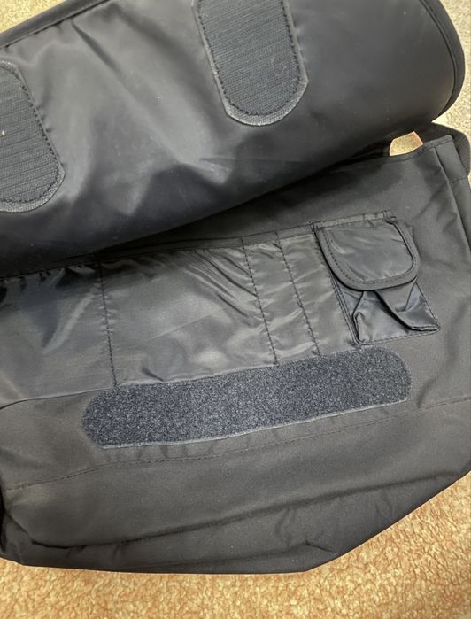 Nou! Geanta laptop / de umar Adidas