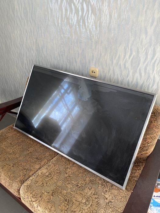 Телевизор LG продам