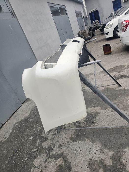 Задний бампер лэнд крузер 200