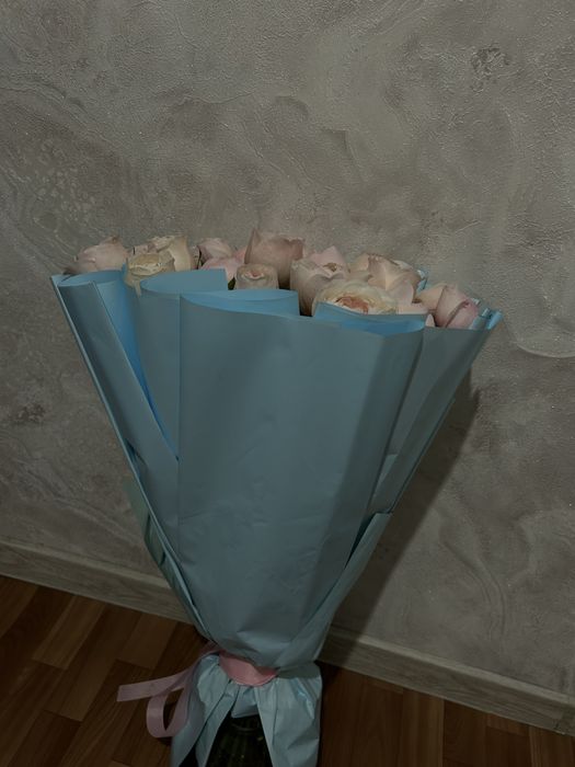 Ақ роза бүгін келген