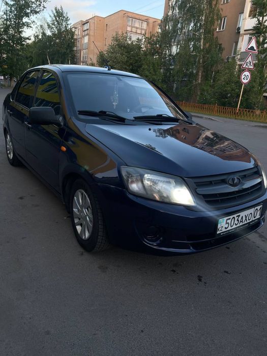 Лада GRANTA 2012 года