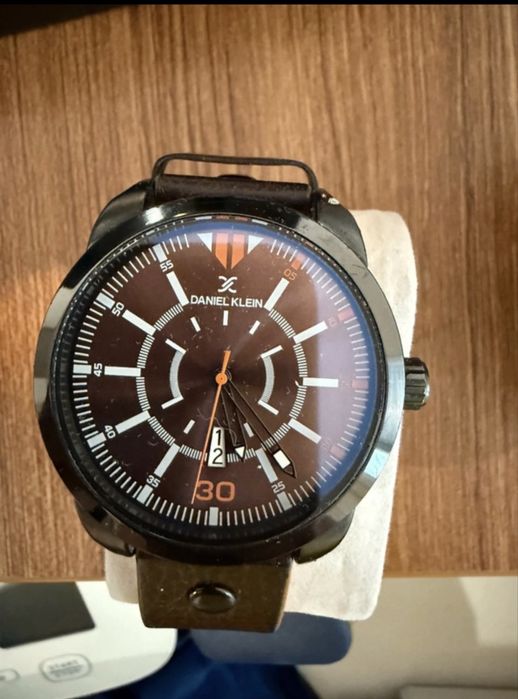 Colectie ceasuri plus cutie