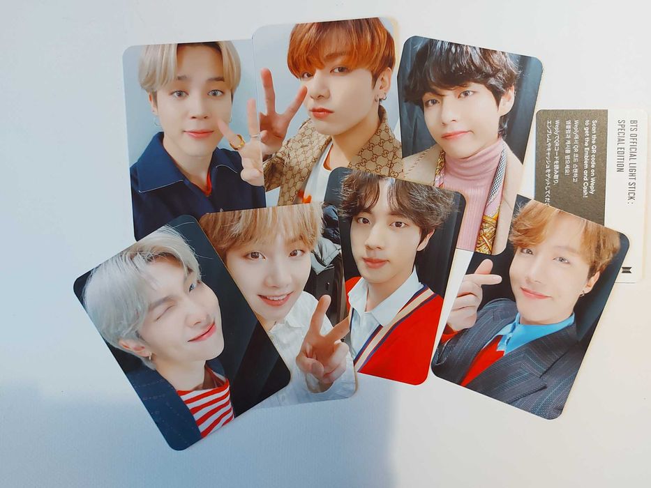 BTS официални фотокартички